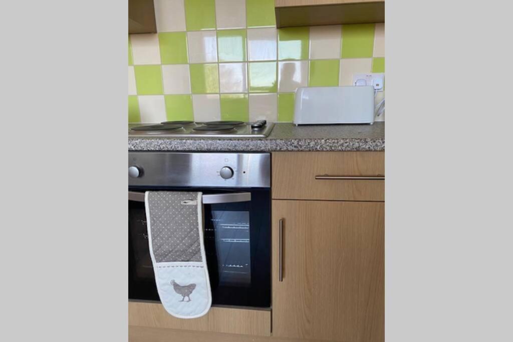 3 Bed Contemporary Crewe Apartment Extérieur photo