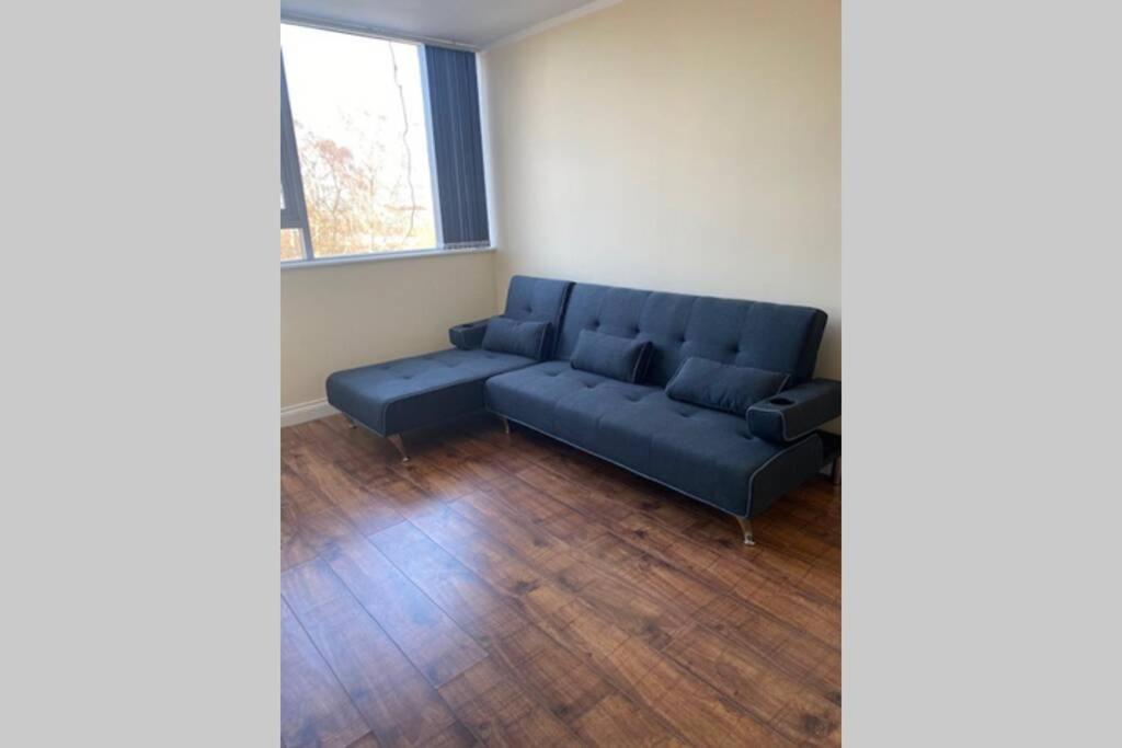 3 Bed Contemporary Crewe Apartment Extérieur photo